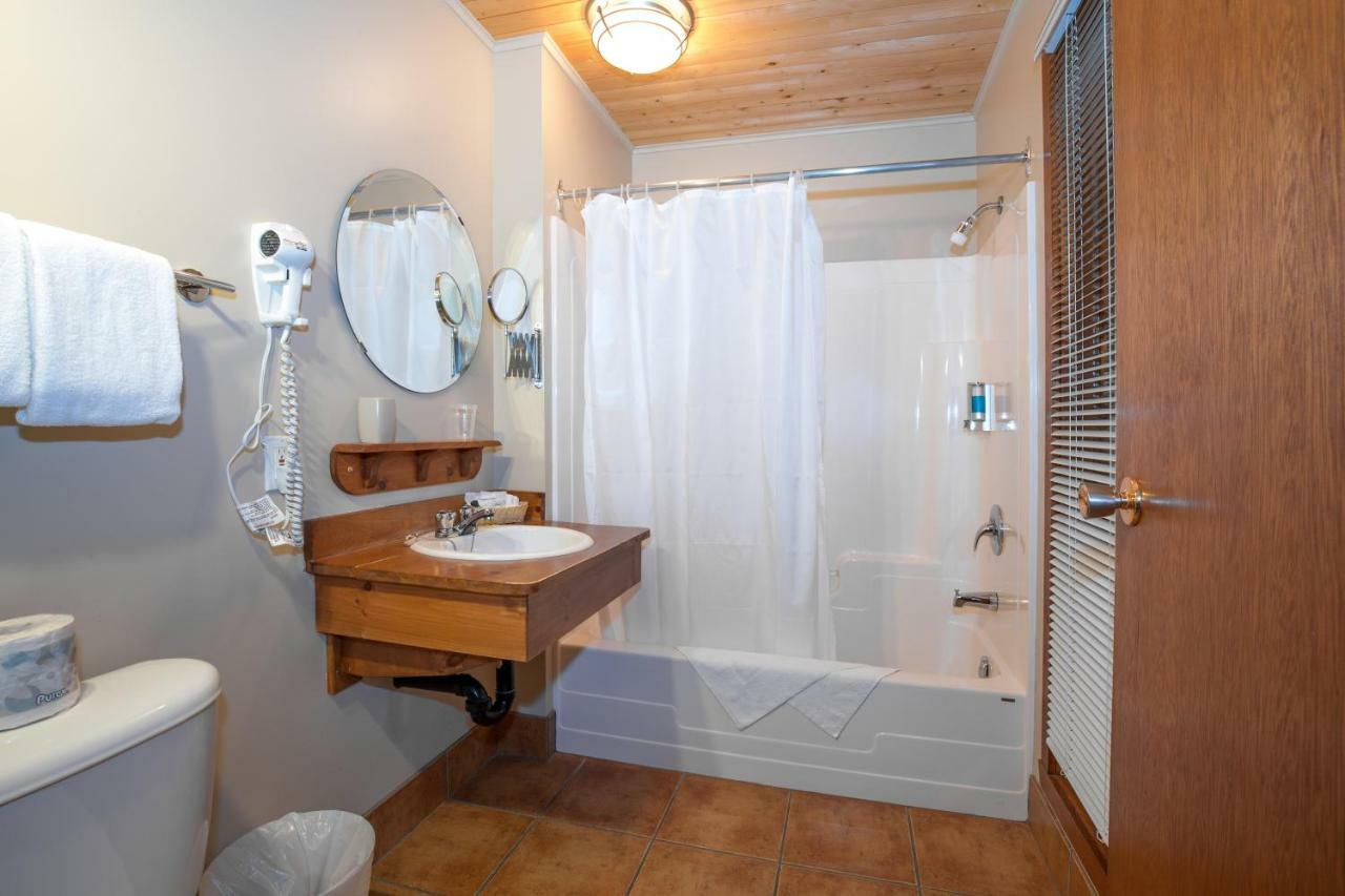 La Petite Auberge de Jouvence Magog Extérieur photo